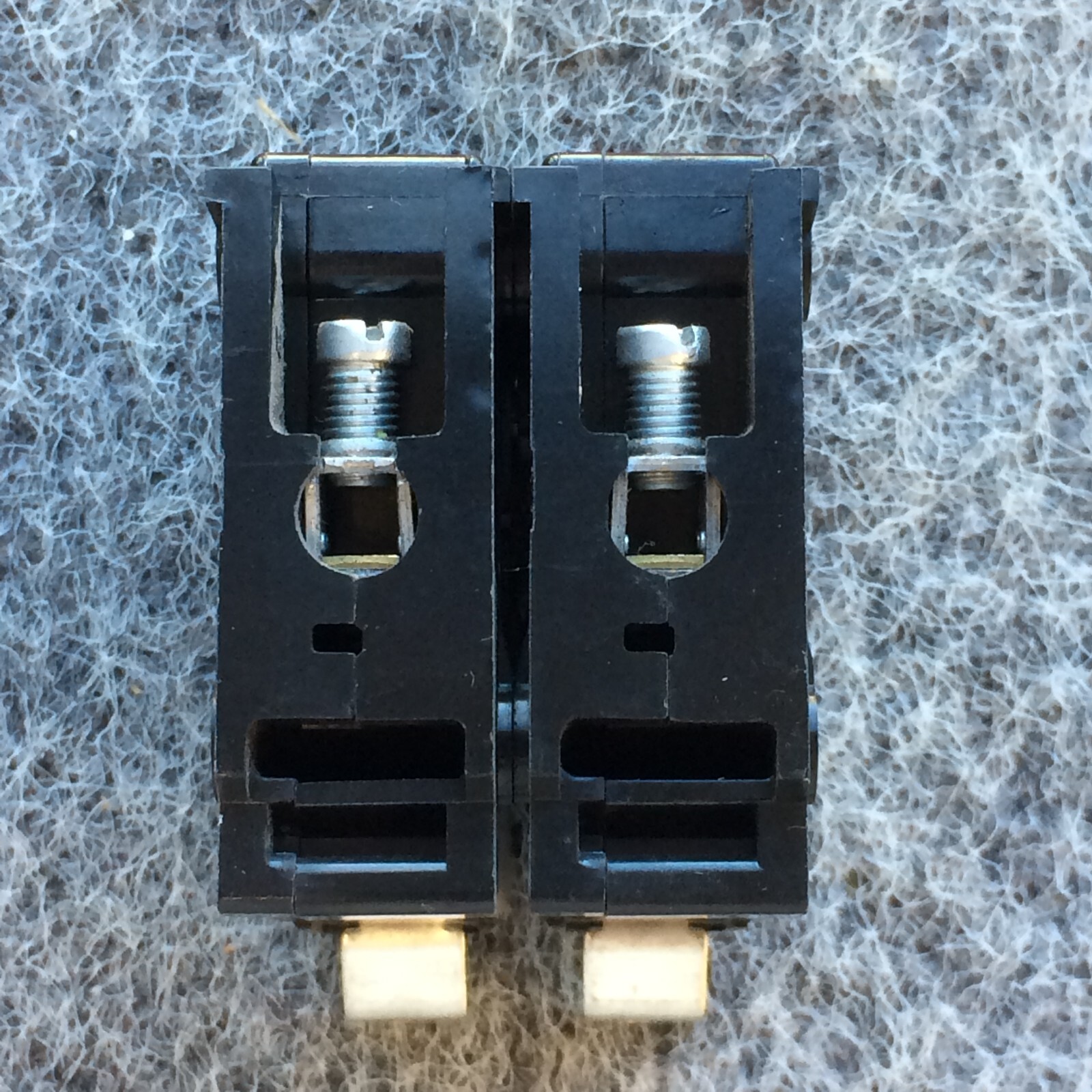 Eaton Cutler Hammer QBHW2020 20 Amp 2 Pole Circuit Breaker Bolt On Quicklag