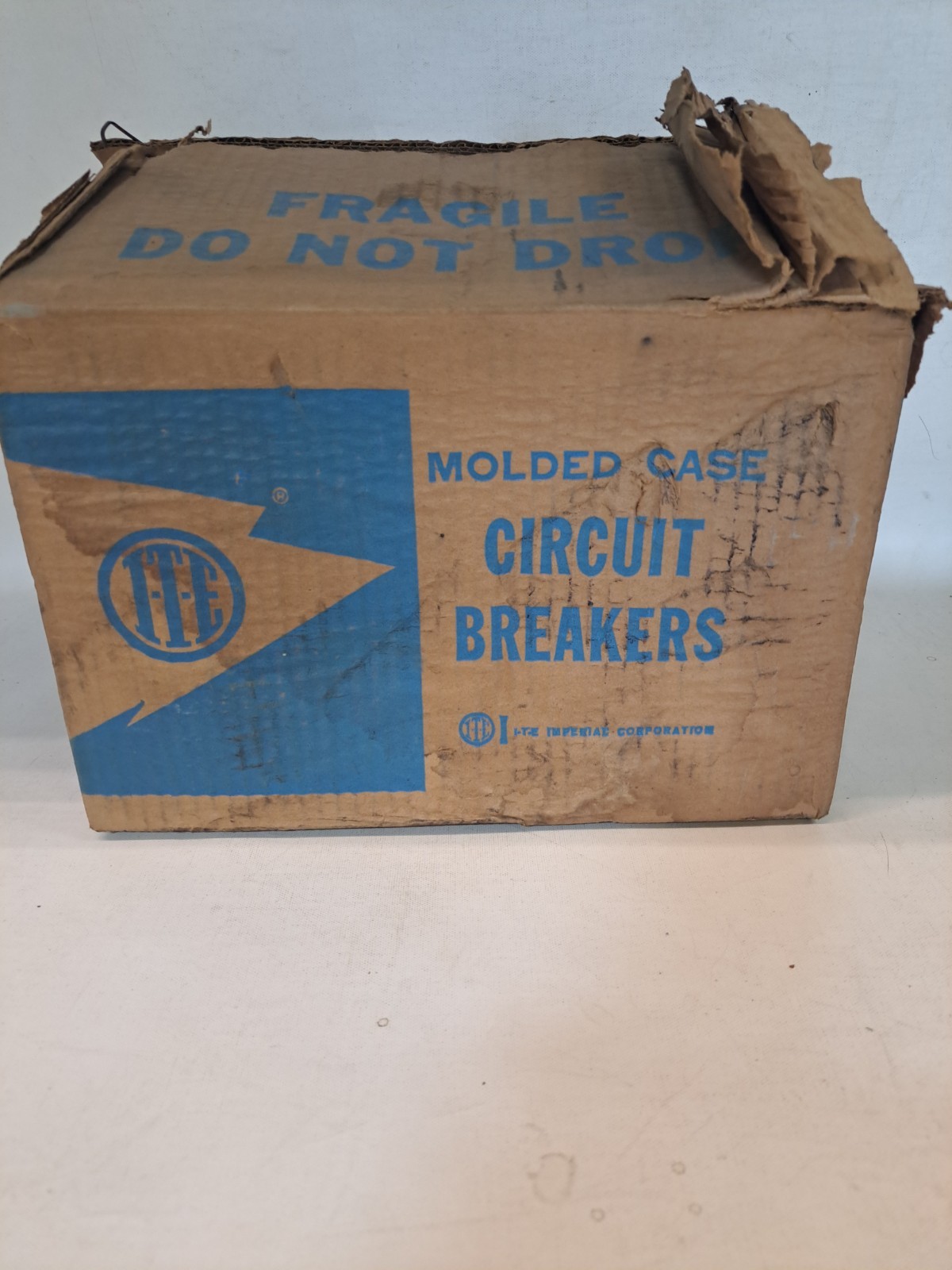 ITE Imperial LL3-F600 Circuit Breaker Frame NEW, damaged box