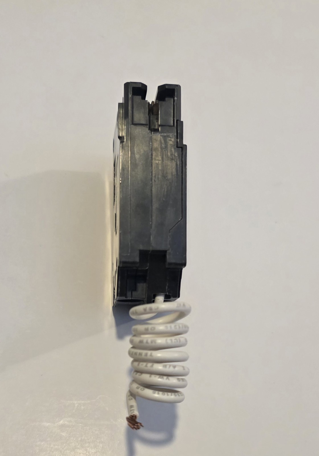 Eaton BRCAF120 20A 1-Pole 120/240V Combination AFCI Circuit Breaker Test Button