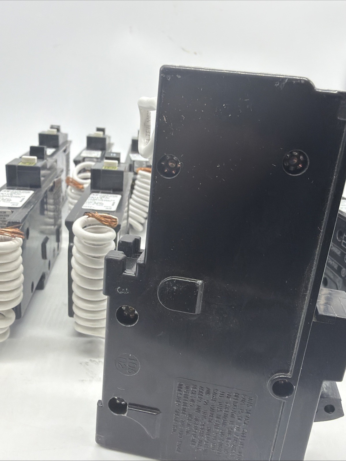 SQUARE D- HOM115CAFIC -15A 1-POLE -AFCI -ARC FAULT -BREAKER -NEW OPEN BOX 11 PCS