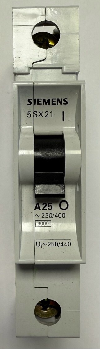 Siemens Circuit Breaker / 230/400 AC / 5SX21 A25