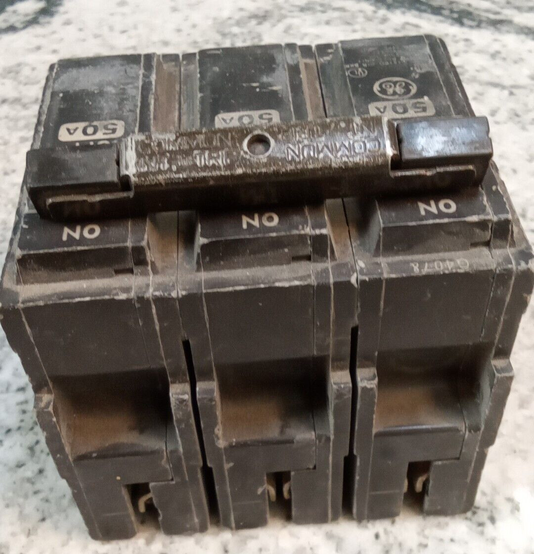 General Electric/BREAKER/THQL32050/50A/3P /240V/GROVE/THQL/USE(L240