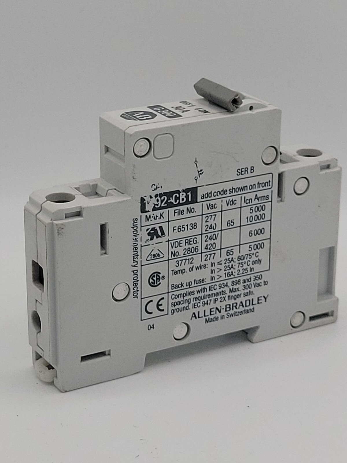 1pc, ALLEN BRADLEY, 1492-CB1-G300, G300, 30A, CIRCUIT BREAKER, 277VAC (2C7)