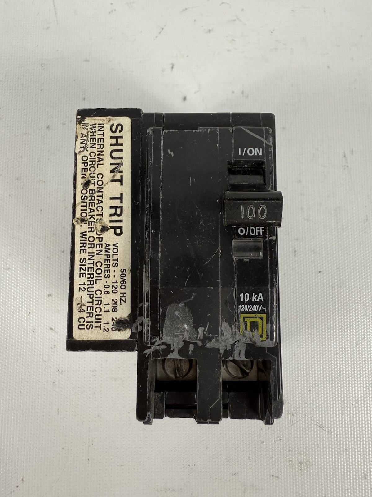 Square D QO21001021 Plug On 100A Circuit Breaker, Shunt Trip, 2 Pole, 100 AMP