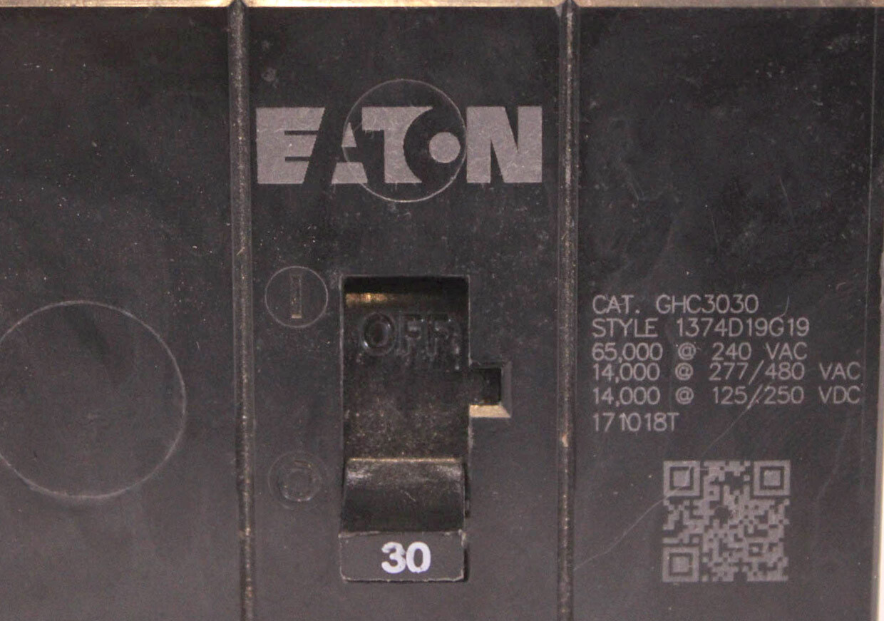 Eaton GHC3030 Circuit Breaker 30A 3‑Pole 600V AC/DC Bolt‑On High‑IC