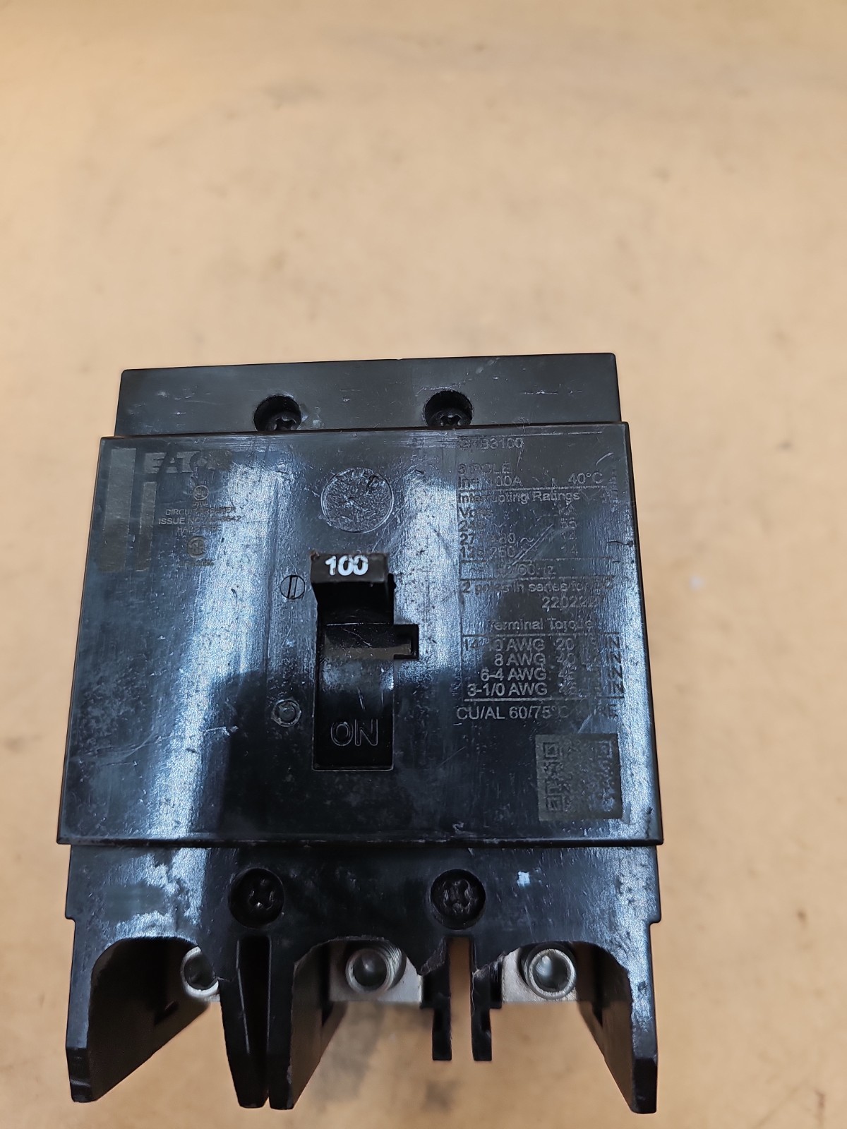 Eaton Cutler-Hammer GHB3100 3 Pole 100 Amp Bolt-On Circuit Breaker. *chip*