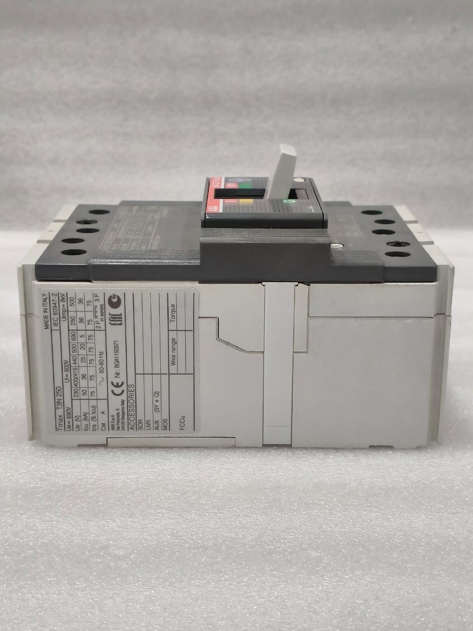 ABB SACE TMAX T3 N 250 250AMP 3POLE MOULDED CASE CIRCUIT BREAKER FAST SHIPPING