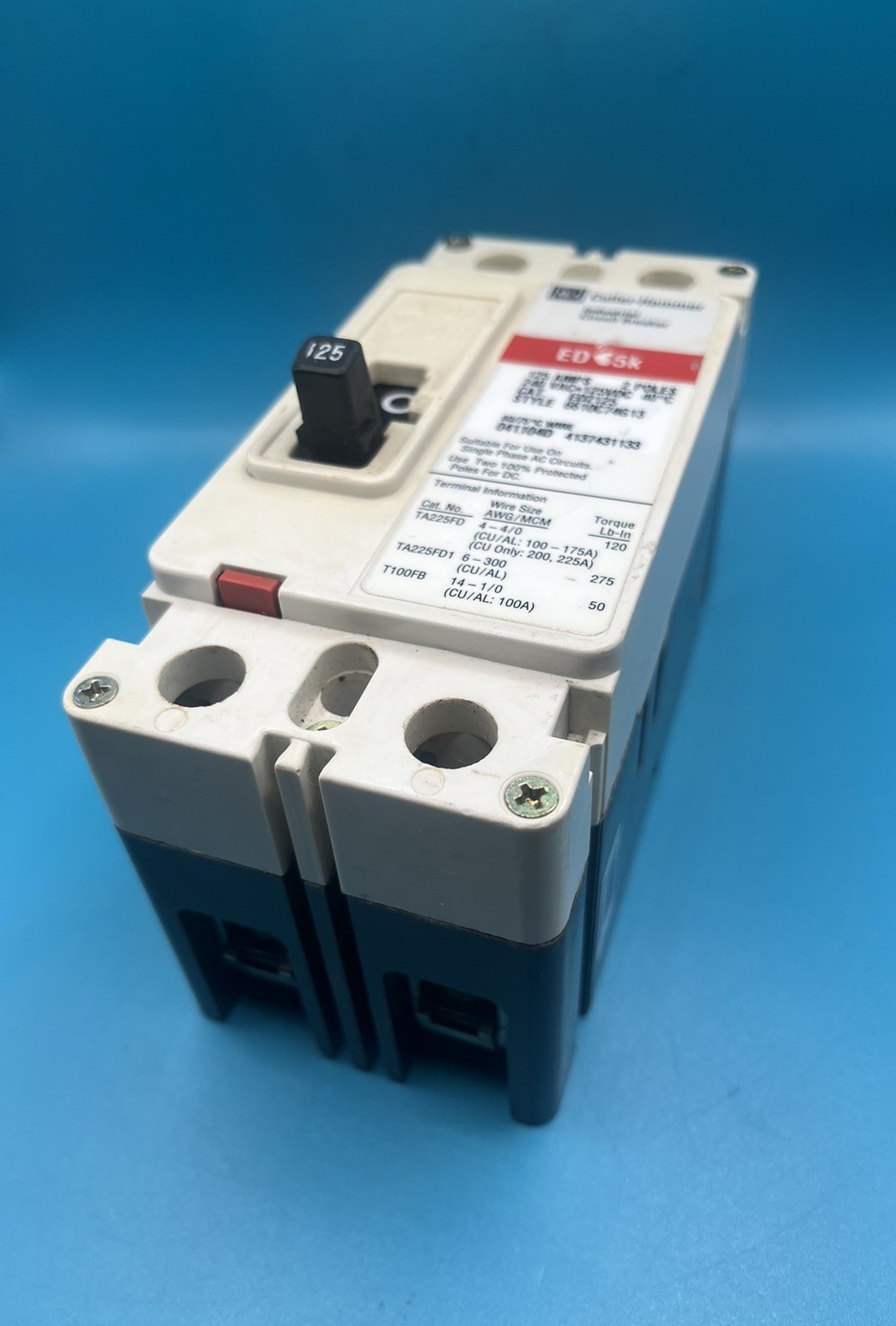 Eaton Cutler-Hammer ED2125 Circuit Breaker 125A 2-Pole 240VAC/125VDC