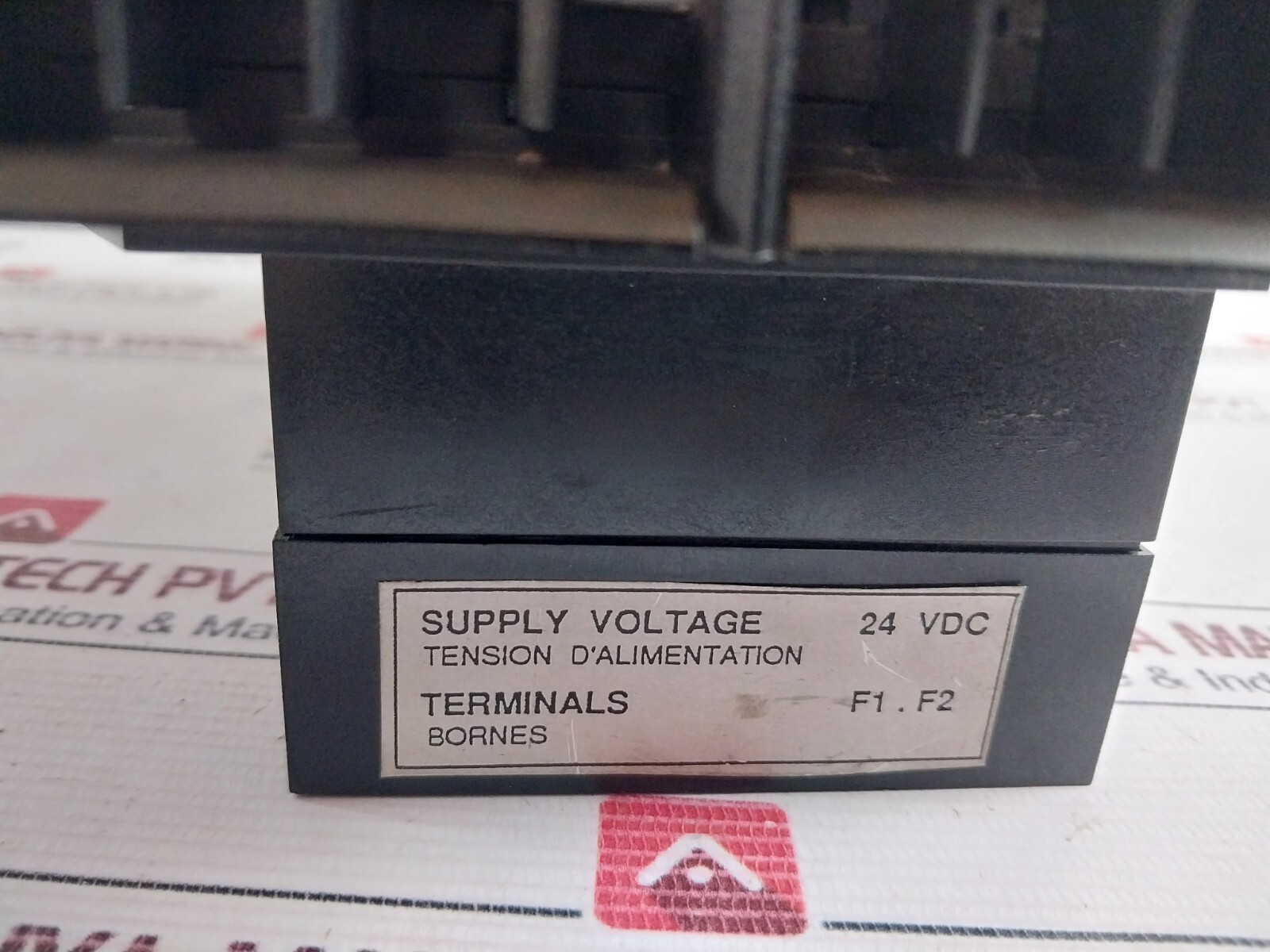 MERLIN GERIN STR 28 D Circuit Breaker 1073021B 24VDC 1250A