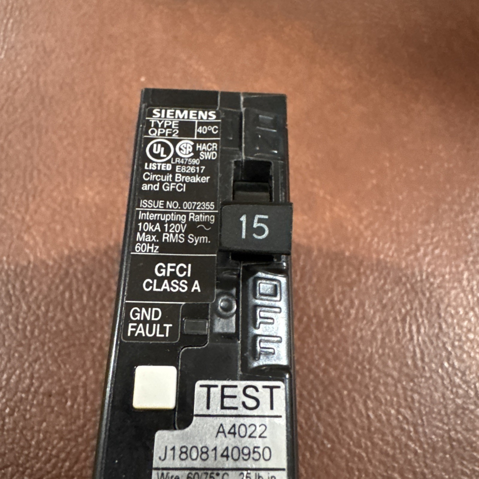 Siemens QF115A Ground Fault Circuit Breaker 15A 120V 1 Pole Plug In 15 Amp 1P