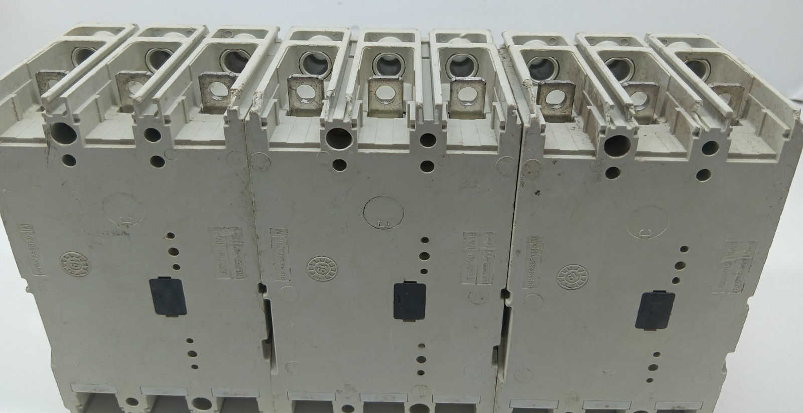 USED ALLEN BRADLEY 140G-G6C3-C80A SER A. CIRCUIT BREAKER 3 POLE 80 AMPS / LOT OF