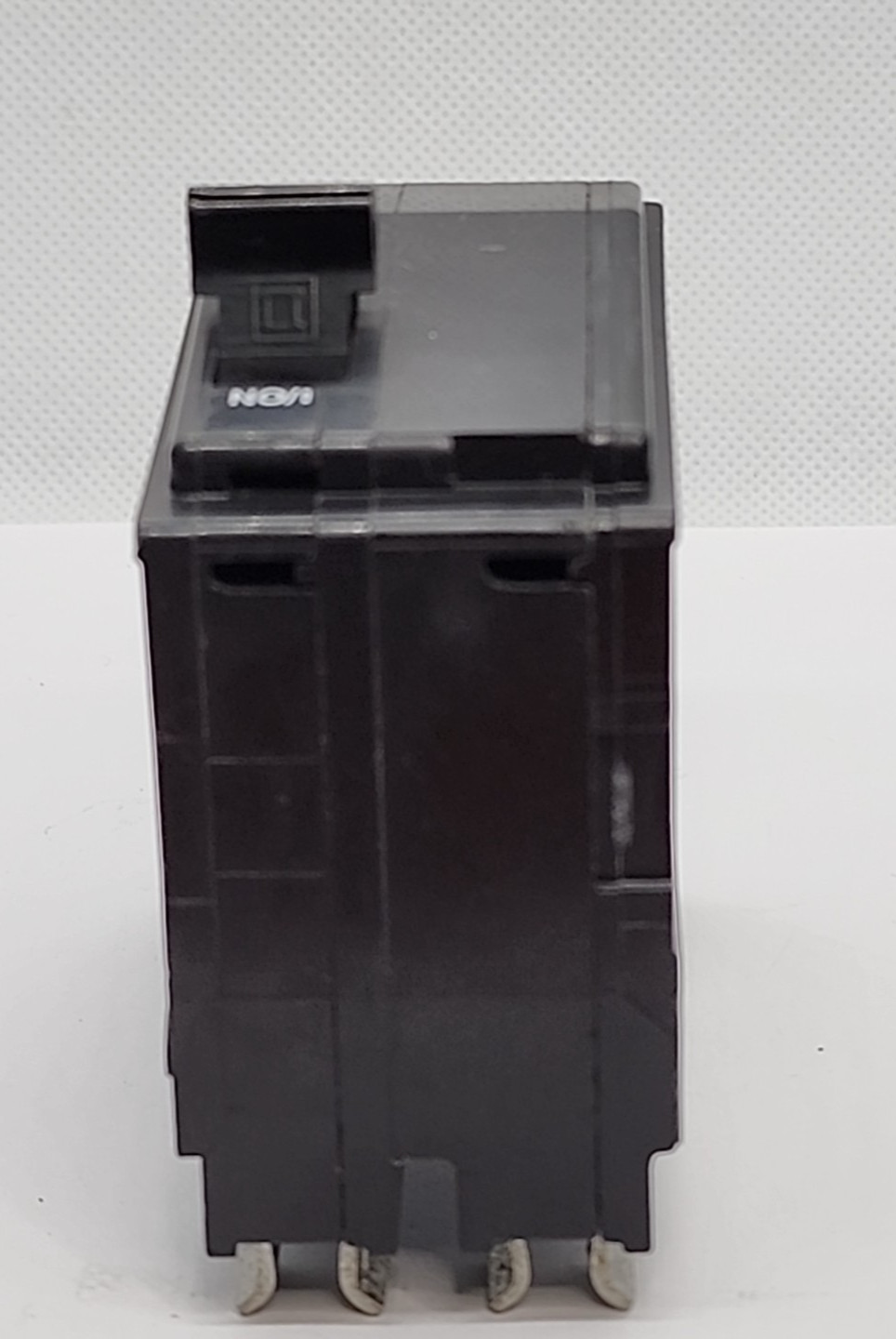 SQUARE D QO220 2POLES 20A, 120/240V CIRCUIT BREAKER [MG5-3]