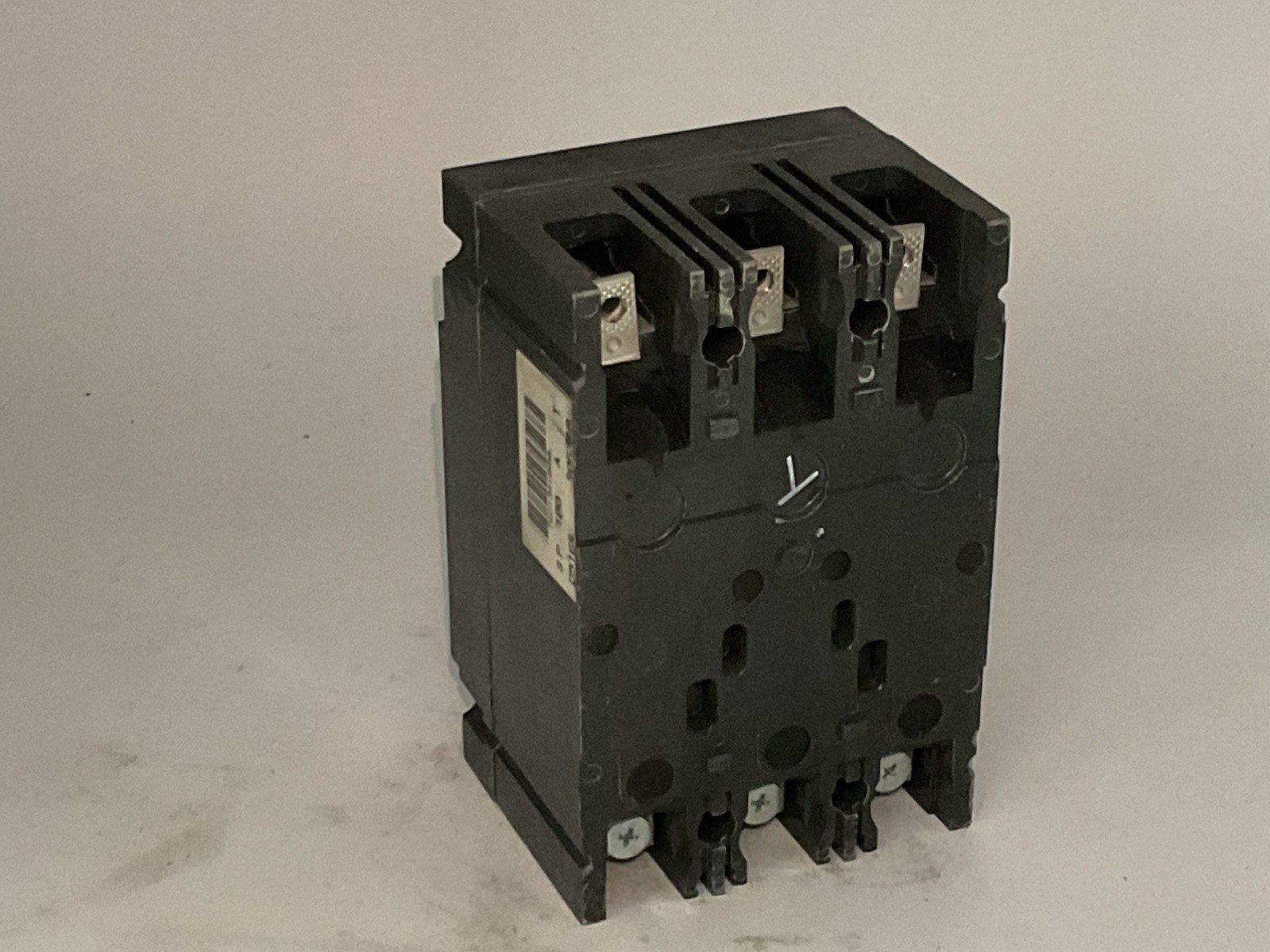 GE THED136100 100A 3-Pole Circuit Breaker Type T 600VAC/250VDC