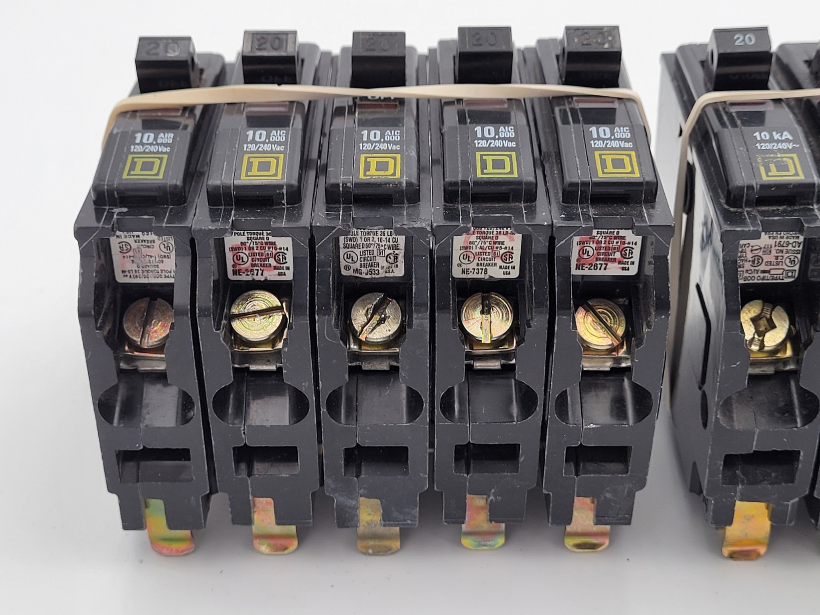 Square D QOB120 20A 1-Pole Bolt On Circuit Breakers Type QOB (Lot of 5) USED