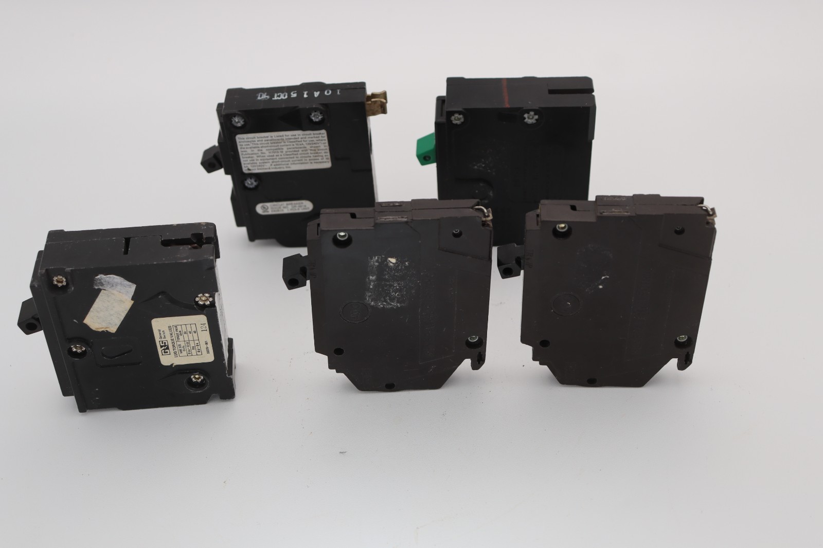 Assorted lot of 8- 15 Amp 1 and 2 Pole Circuit Breakers *See Description*