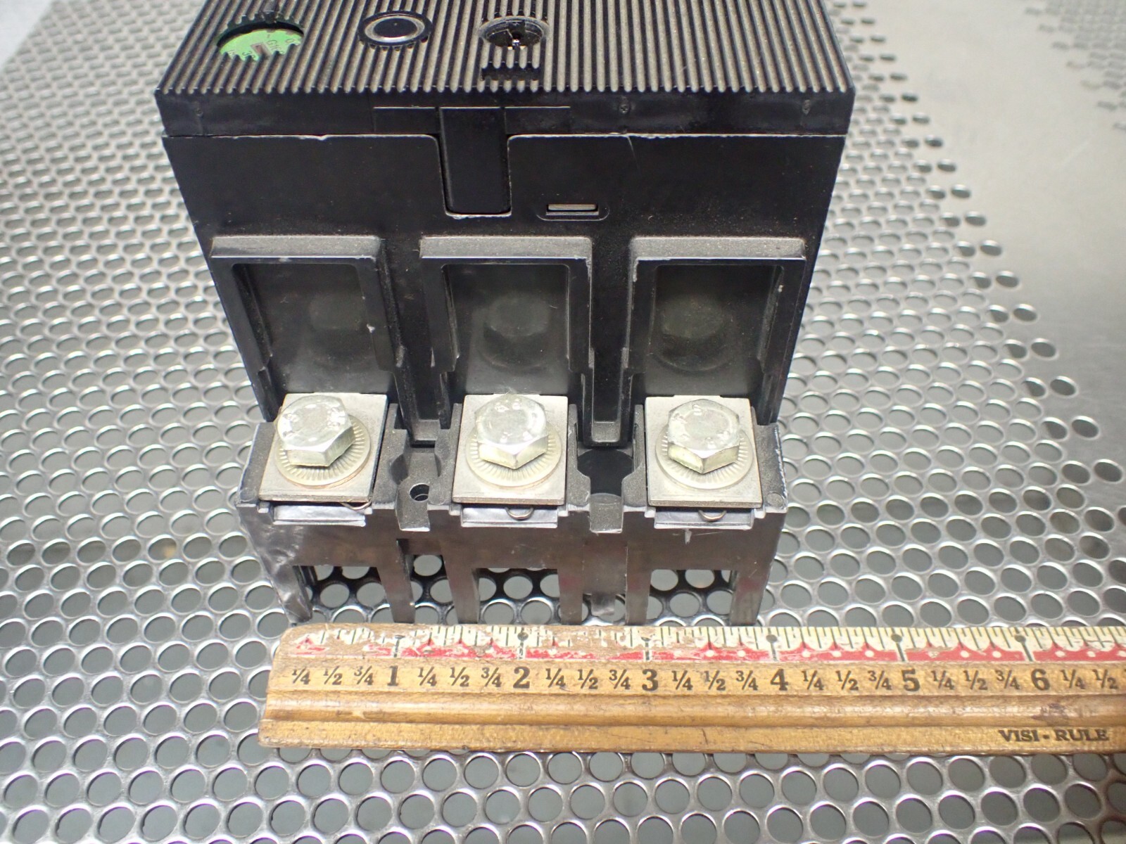 Merlin Gerin C160N Circuit Breaker 100/160A 660V 25kA 380/415V 35kA 250V Used