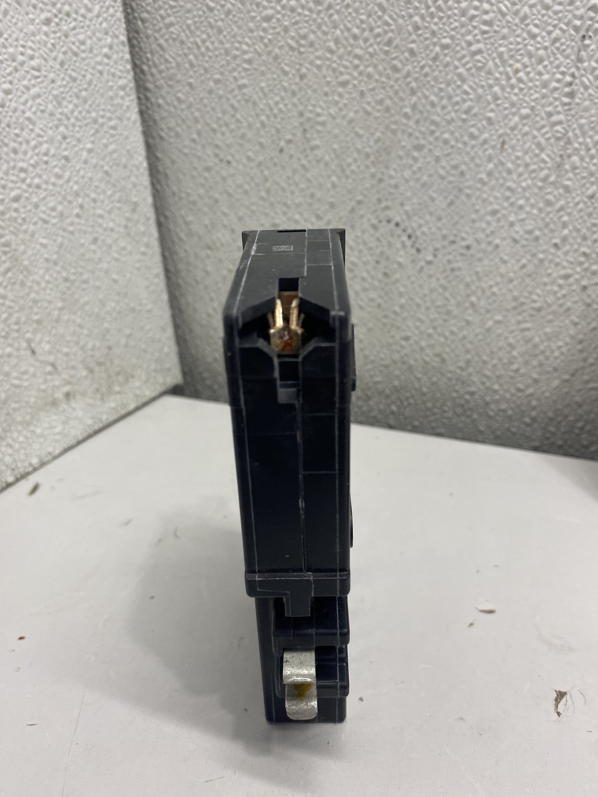 Lot of 2 SquareD/Homeline HOM115PCAFI Circuit Breaker 15A