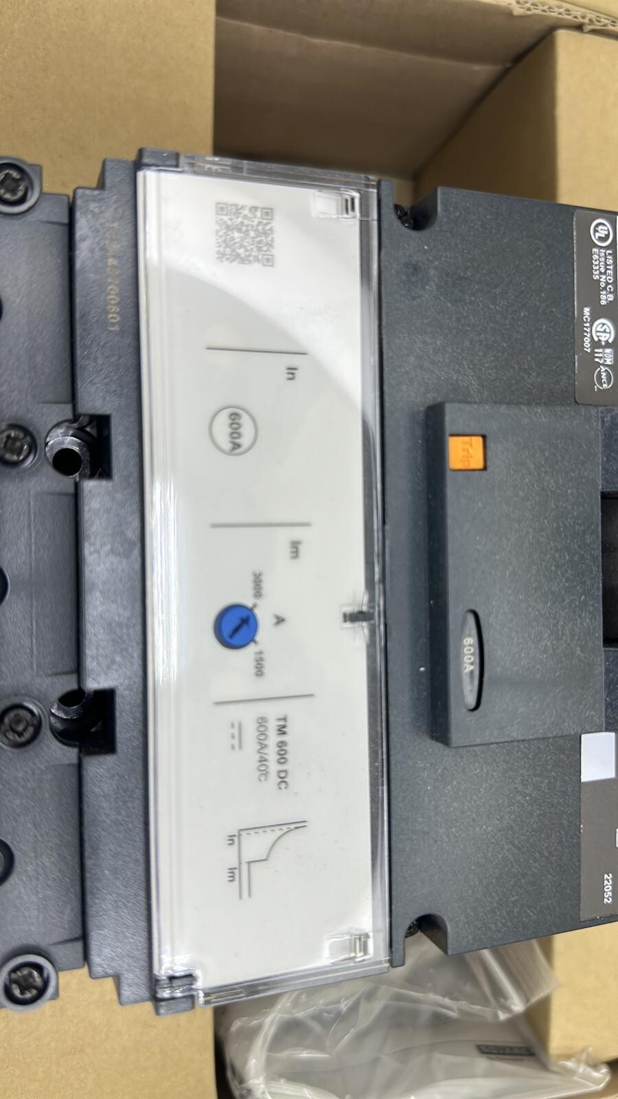 Schneider electric Square D LL 1200 Circuit breaker LLF37060D33 600A