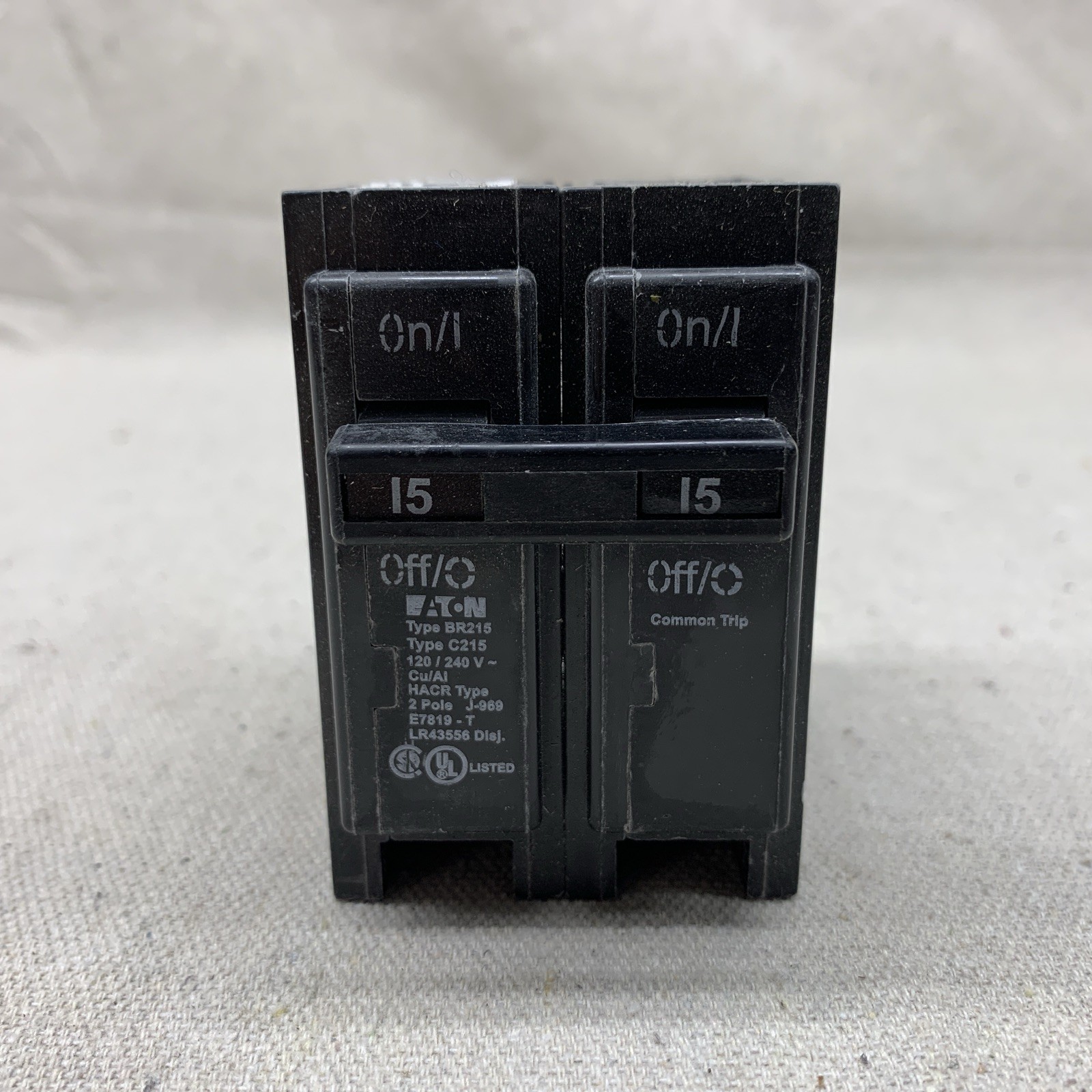 Eaton BR 15 Amp 120/240 Volts 2-Pole Circuit Breaker (BR215) *FREE SHIPPING*