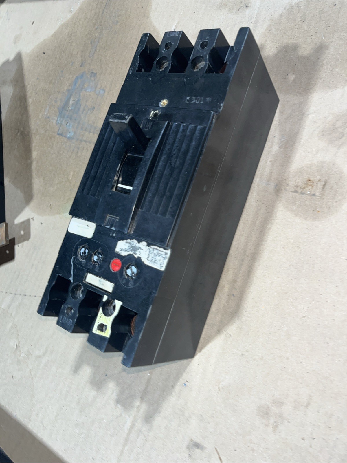 General Electric TFK236F000 Circuit Breaker 3 Pole, 225 Amp, 600VAC