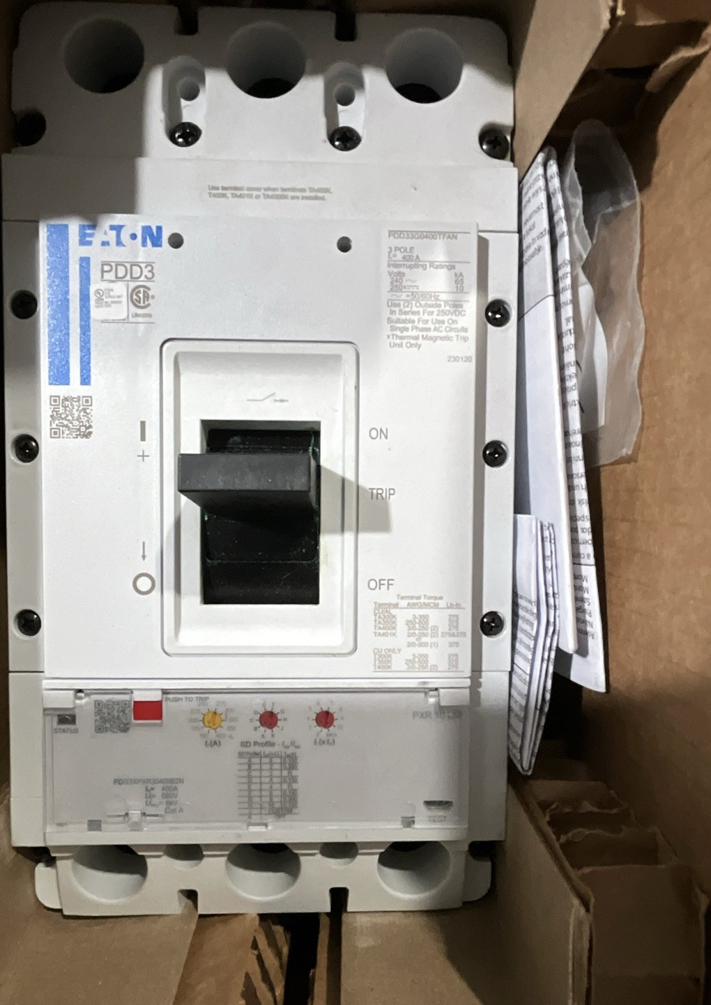 Eaton PDD33G0400TFAN Molded Case Circuit Breaker 400A 3P 240V