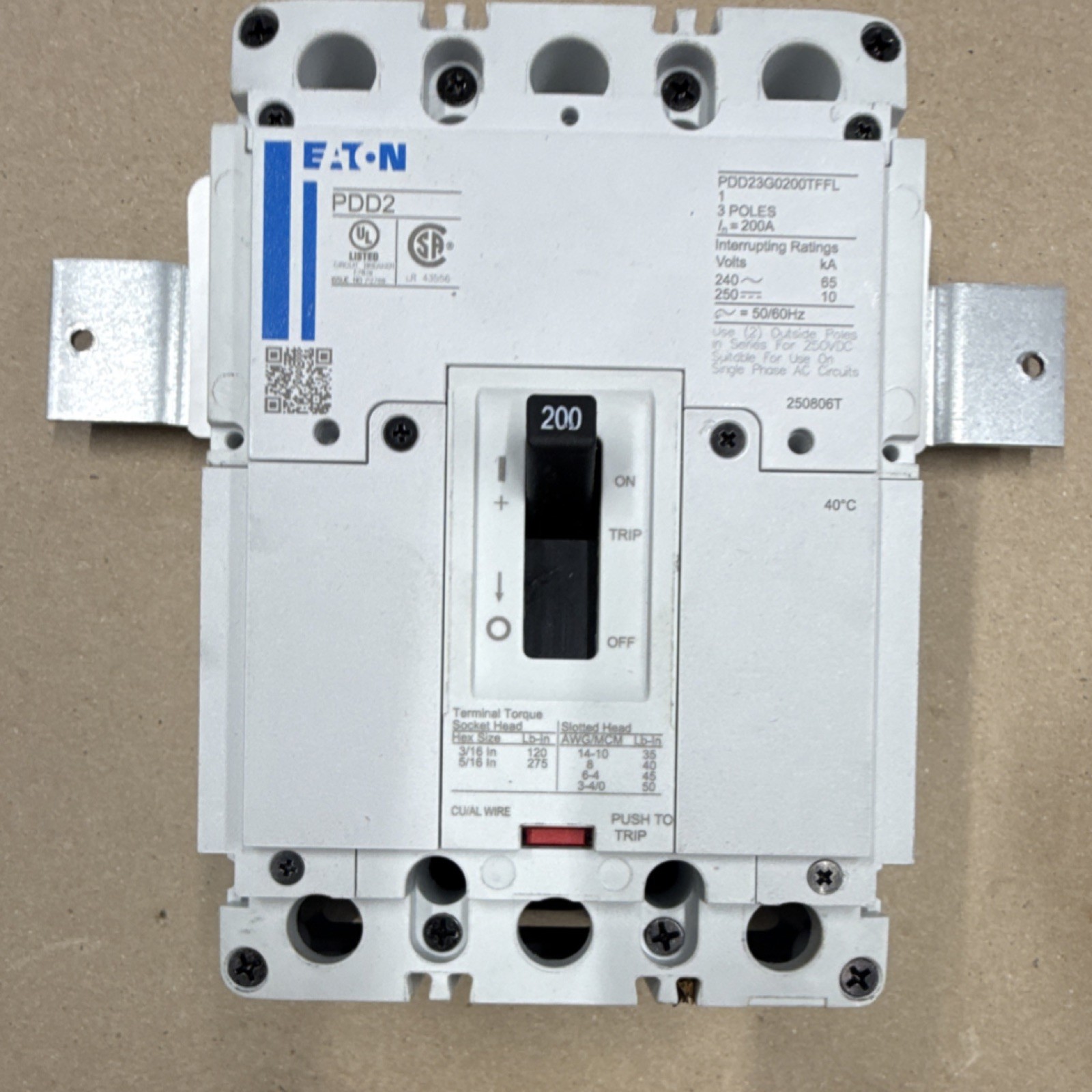Eaton PDD2 Circuit Breaker 200A single Pole 240/250V Push to Trip