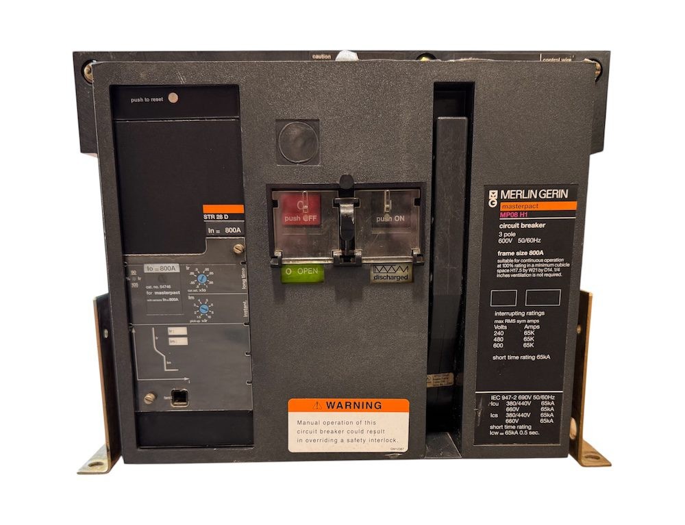 Merlin Gerin MP08H1 3P 800 Amp MasterPact Breaker (No Controls)