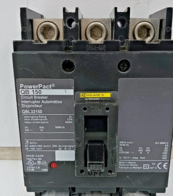Square D PowerPact 150 Amp Circuit Breaker 3 Pole 240 VAC 10kA QBL32150