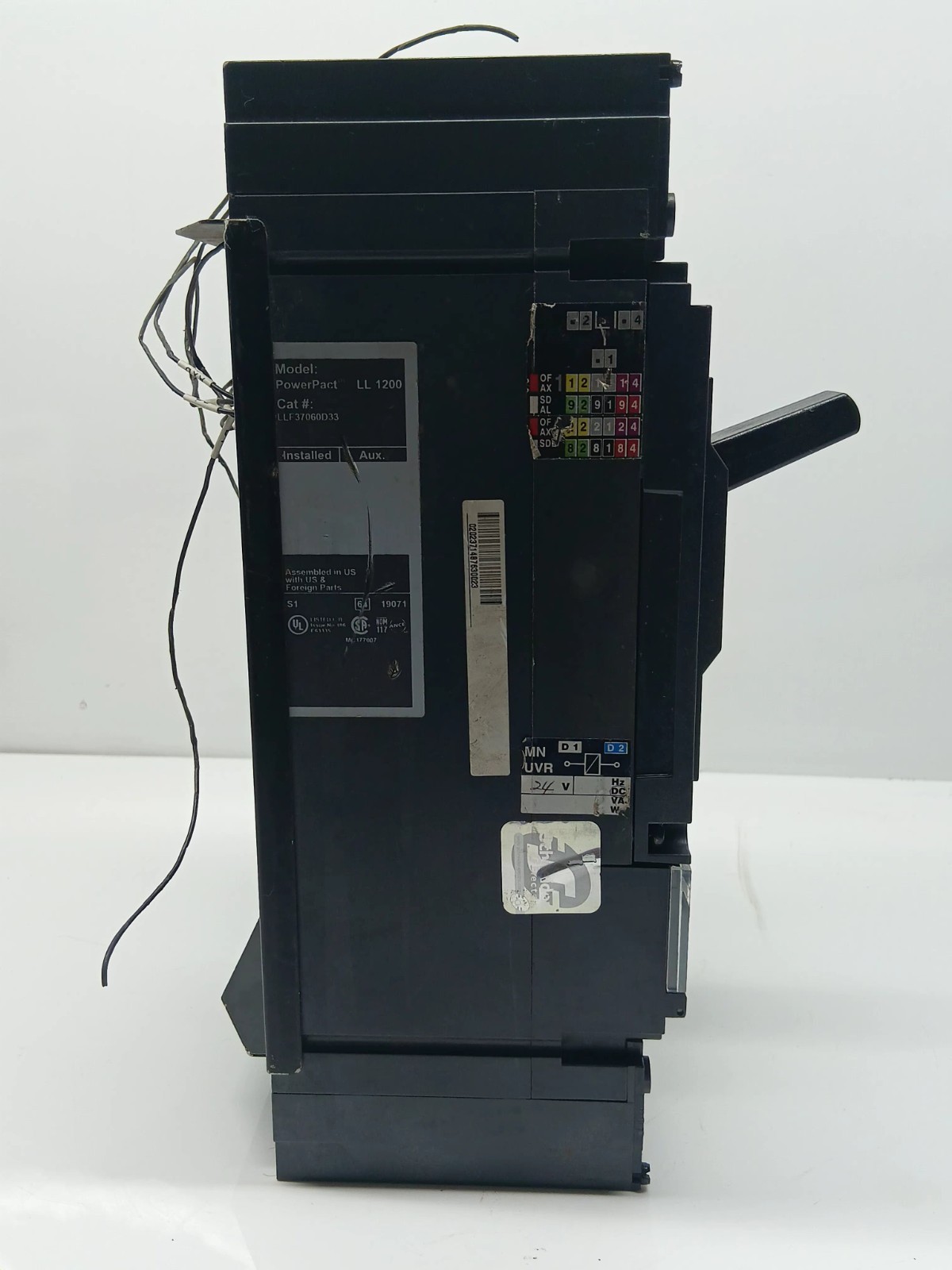 SQUARE D LL 1200 LL37060D33 3 POLE 630 AMPS CIRCUIT BREAKER