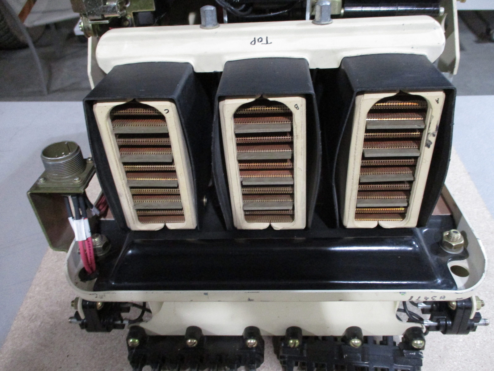 GENERAL ELECTRIC TYPE AK-2A-25-1 LOW VOLTAGE POWER CIRCUIT BREAKER 209A1555-309