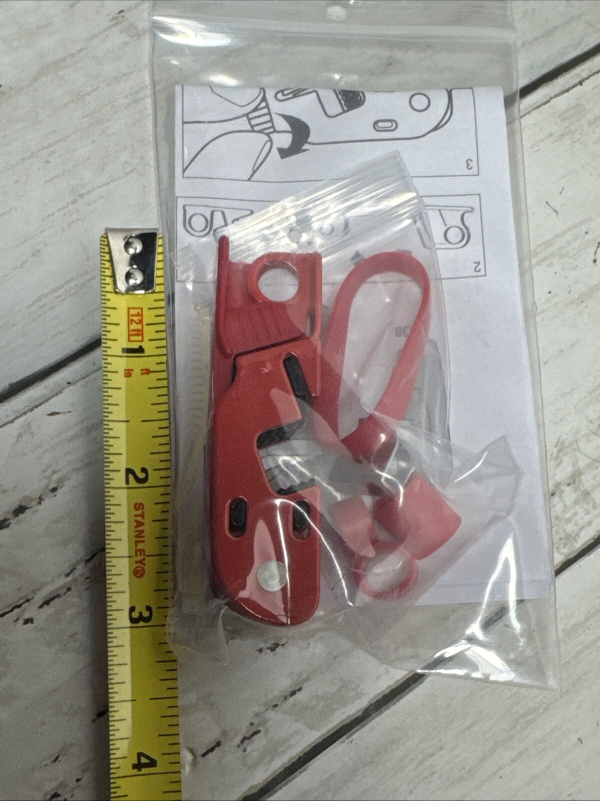Master Lock 493B Grip Tight Circuit Breaker Lockout Standard Toggle 6 Pack