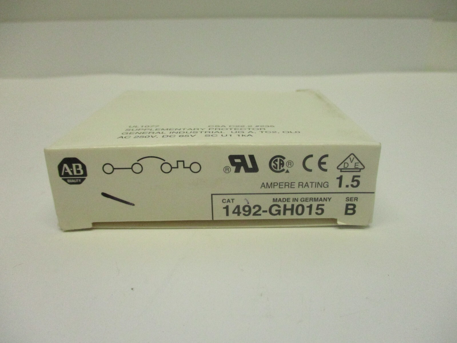 ALLEN BRADLEY MINIATURE 1.5AMP 250VAC 65VDC CIRCUIT BREAKER CAT NO: 1492-GH015