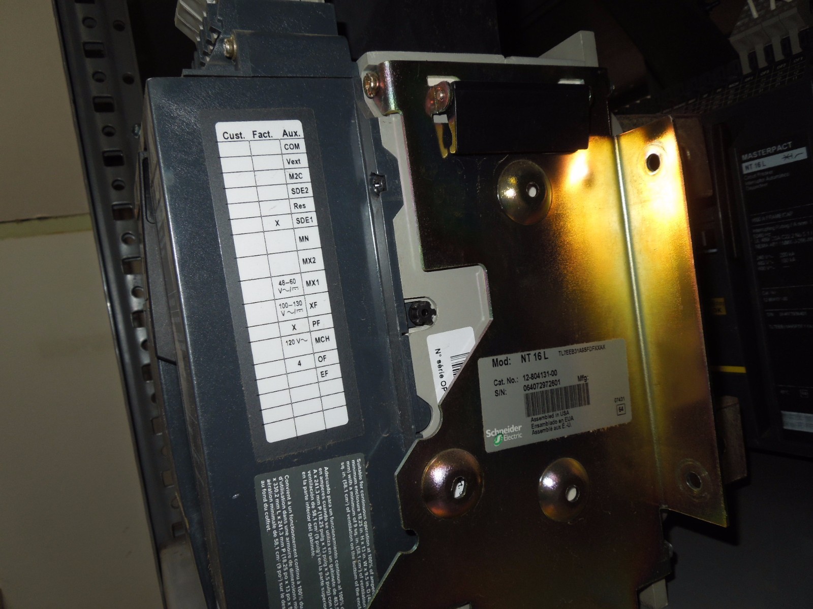 Sq D 12-804131-00 MasterPact Breaker NT16L 1600A EO/FM Shunt 3.0 w/ LI Used E-Ok