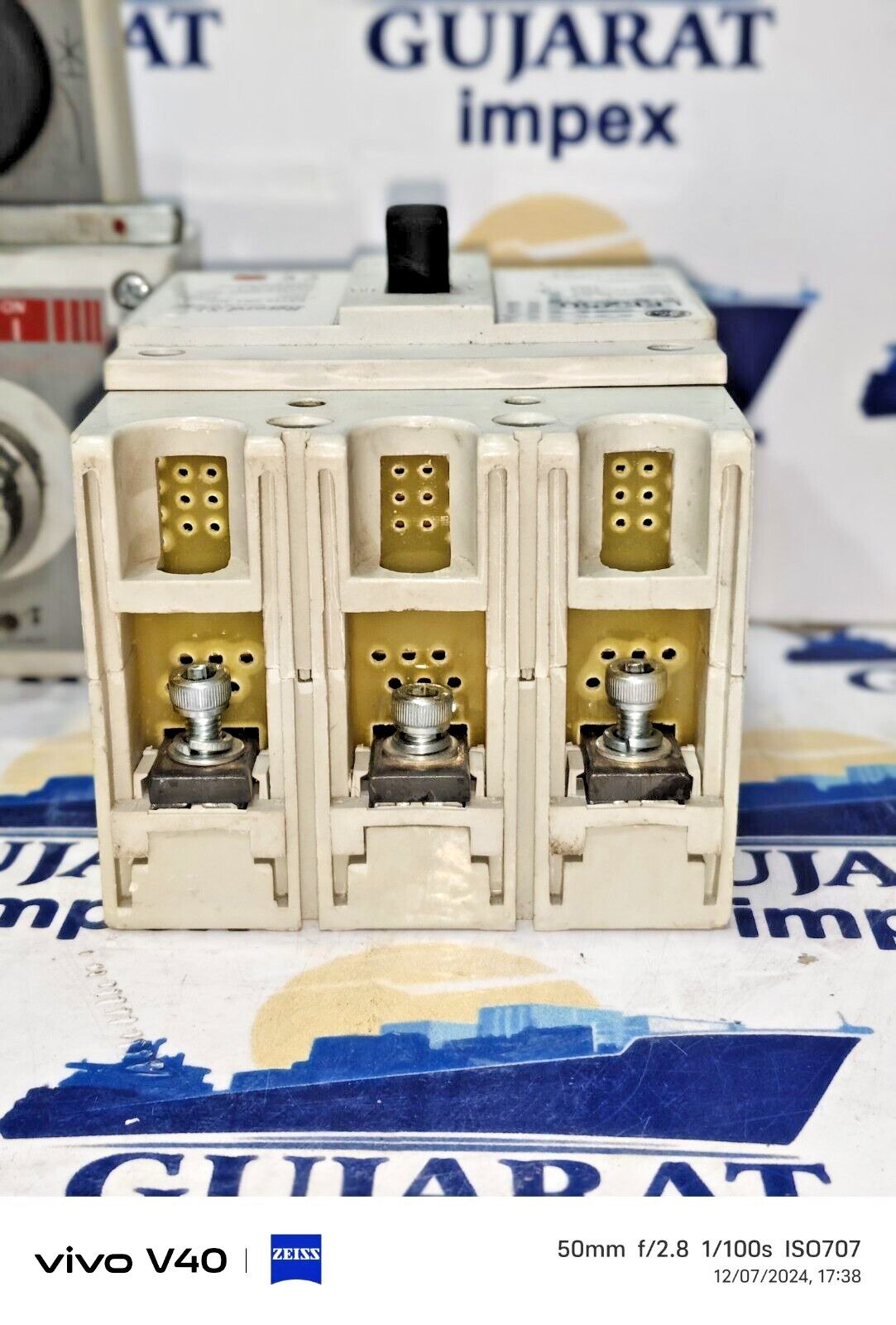 GE LEE250 Record SL LEE35T5F200KF Circuit Breaker WITH LOTTETY HANDLE TESTED OK