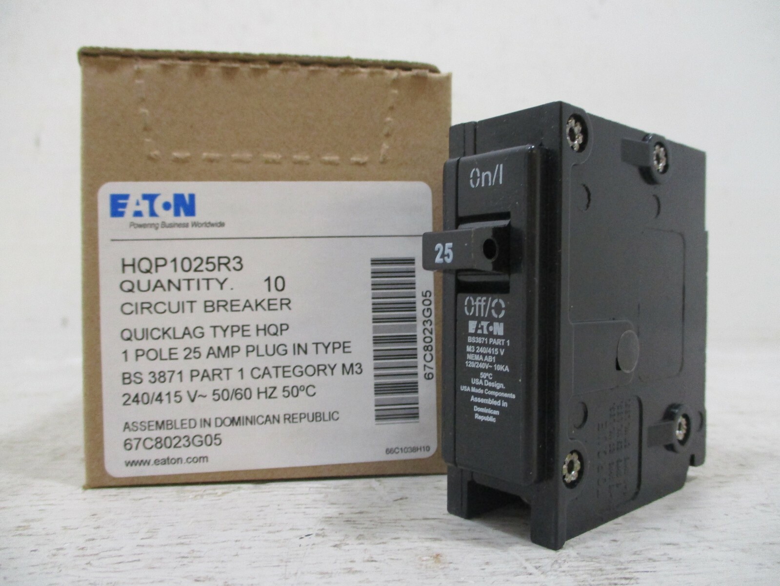 NEW Box of 10 Eaton HQP1025R3 Breakers 25 Amp 1-Pole 240/415V Type HQP Breaker