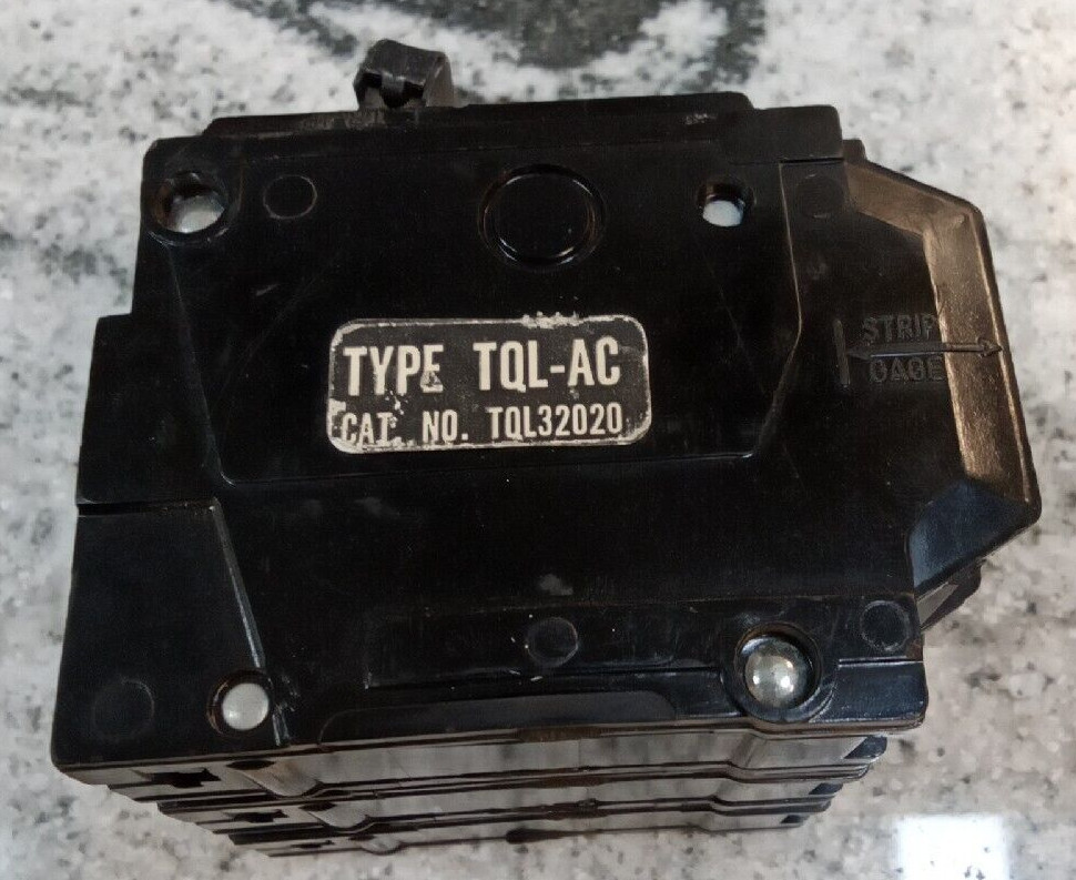 GE/BREAKER/ TQL32020 / 3P / 20A /240V/Plug-In/GROVE / TQL-AC/use(L173