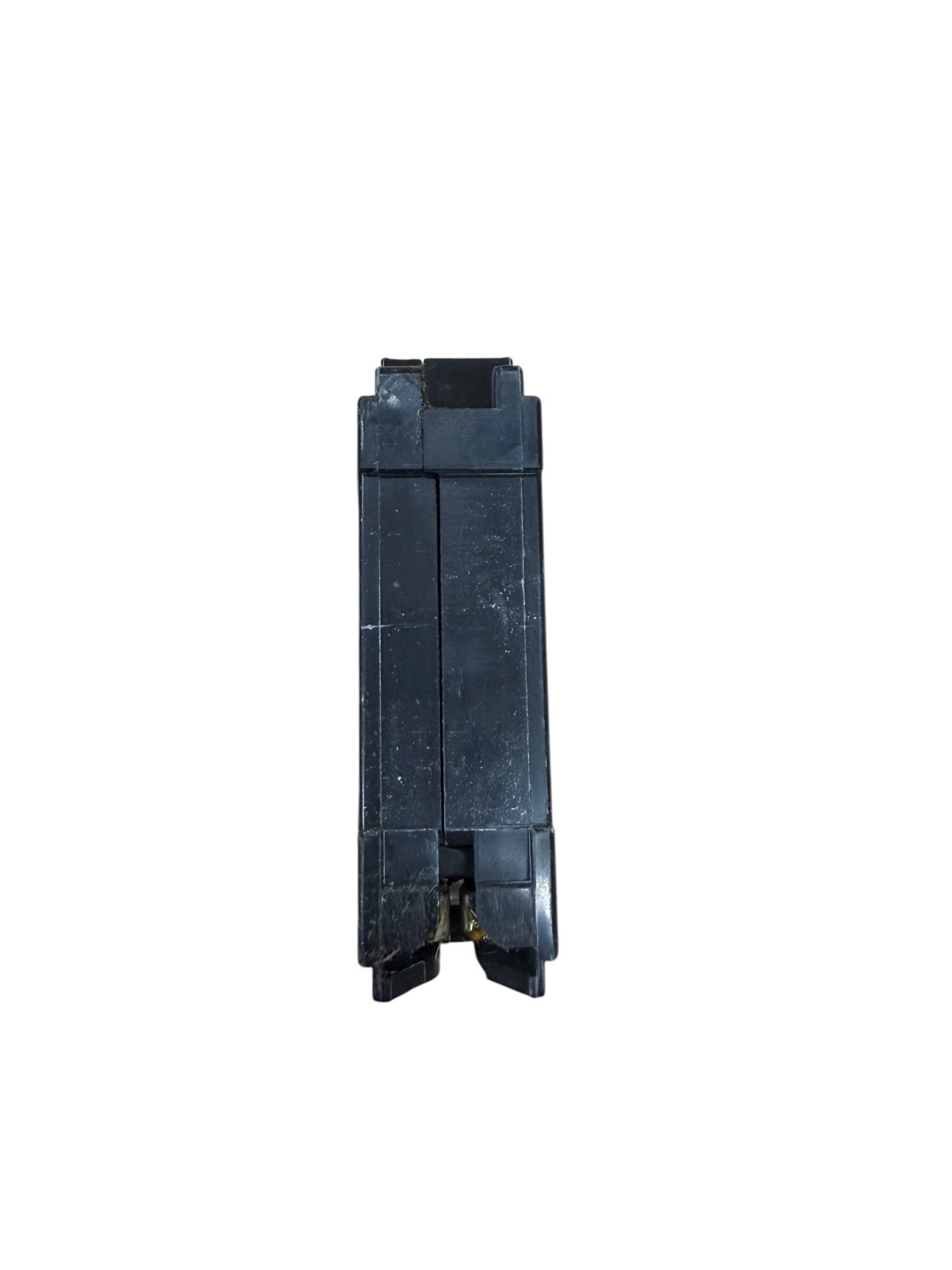 Square D HOM115 – 15 Amp – 1 Pole – Plug On – Circuit Breaker