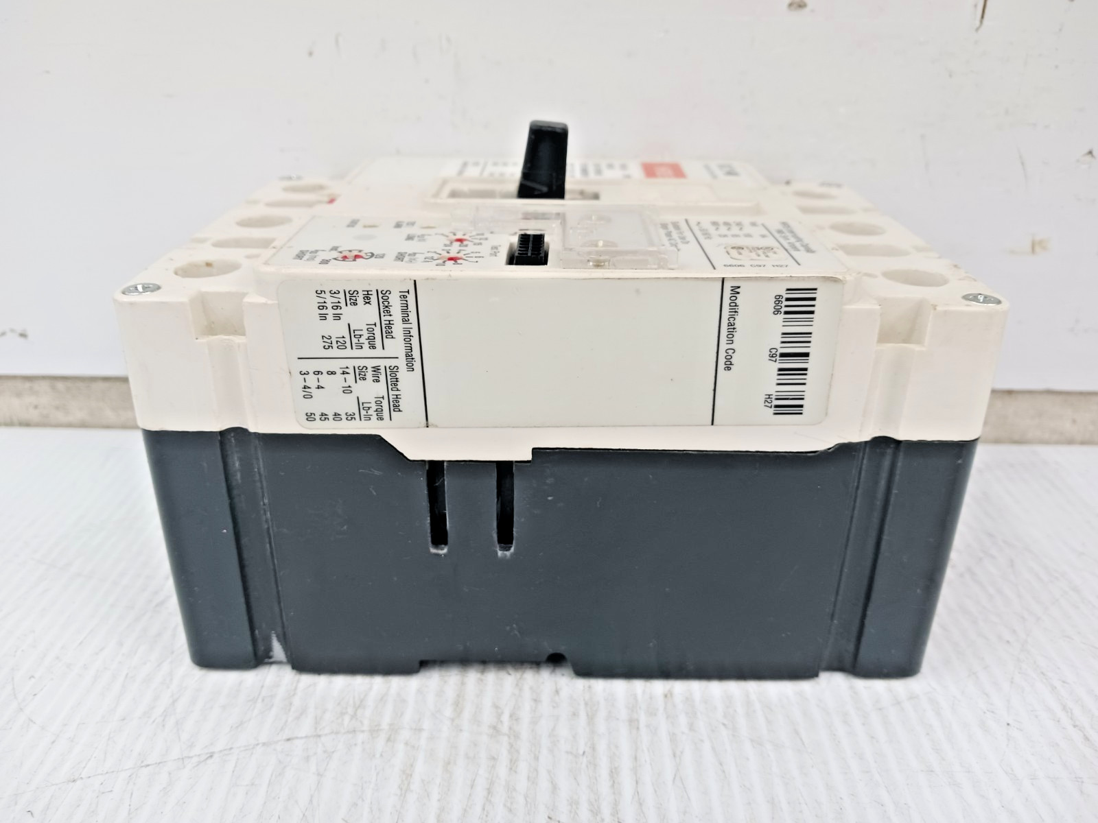 Eaton 160 Amp Circuit Breaker W/ LSI Test Alarm Trip 3 Pole 600 VAC HFDE316032