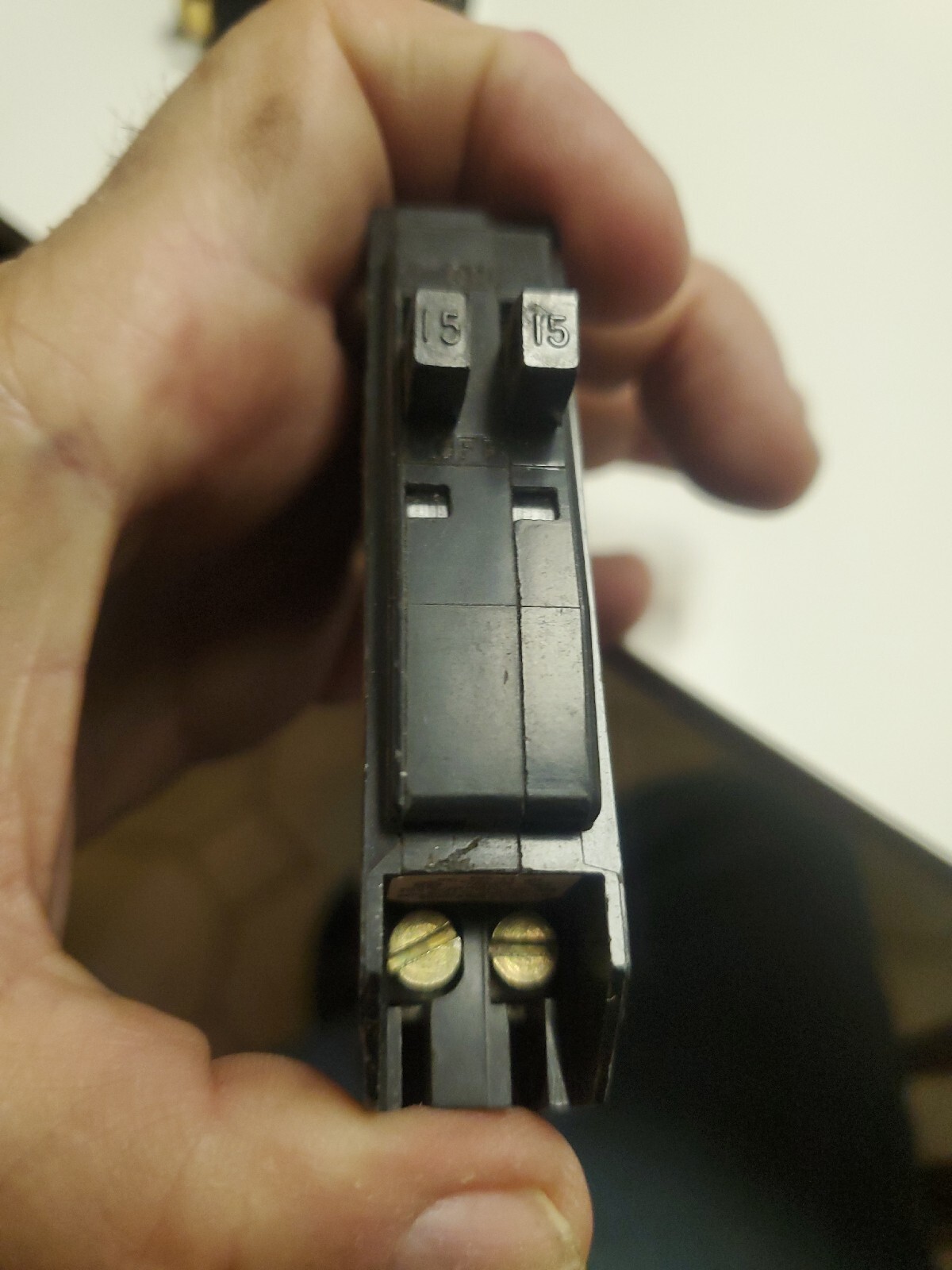 Circuit Breaker Square D QOT1515 1 Pole Tandem Twin 15 Amp No Hook Shipped Prio