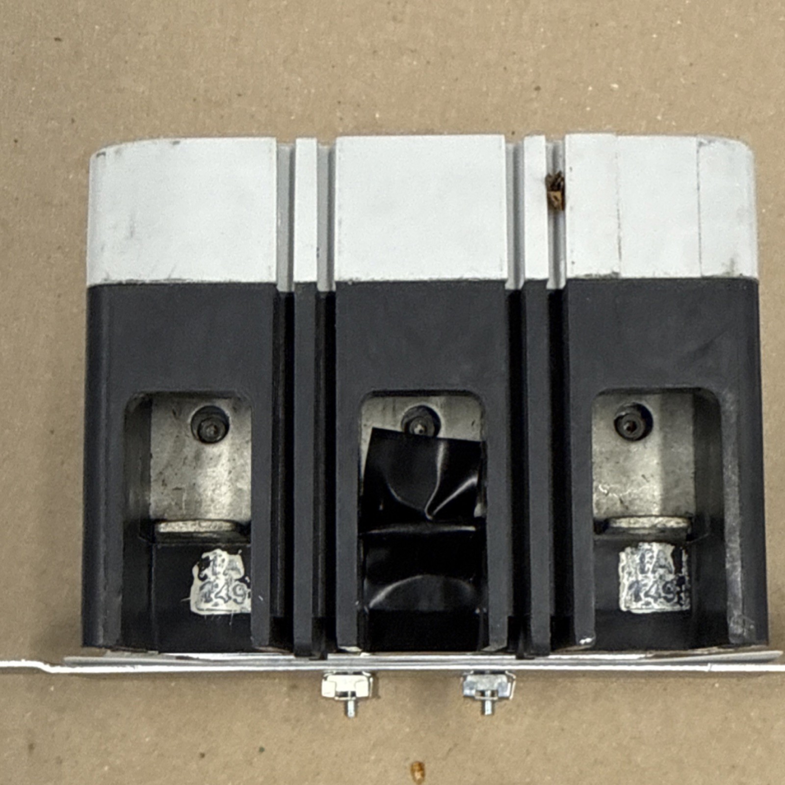 Eaton PDD2 Circuit Breaker 200A single Pole 240/250V Push to Trip