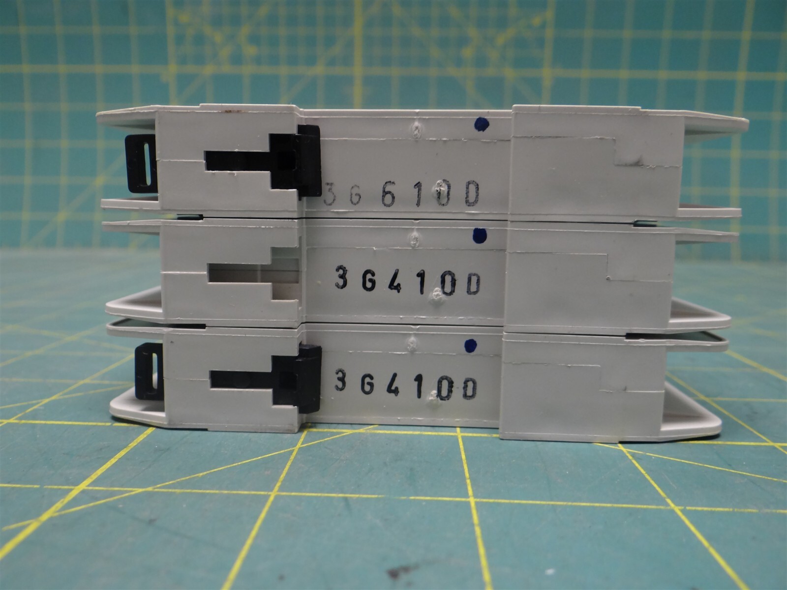 Eaton FAZ-D10/3-RT 10A, 3P, 277/480VAC, 48VDC, 10 kAIC, D-Curve Circuit Breaker