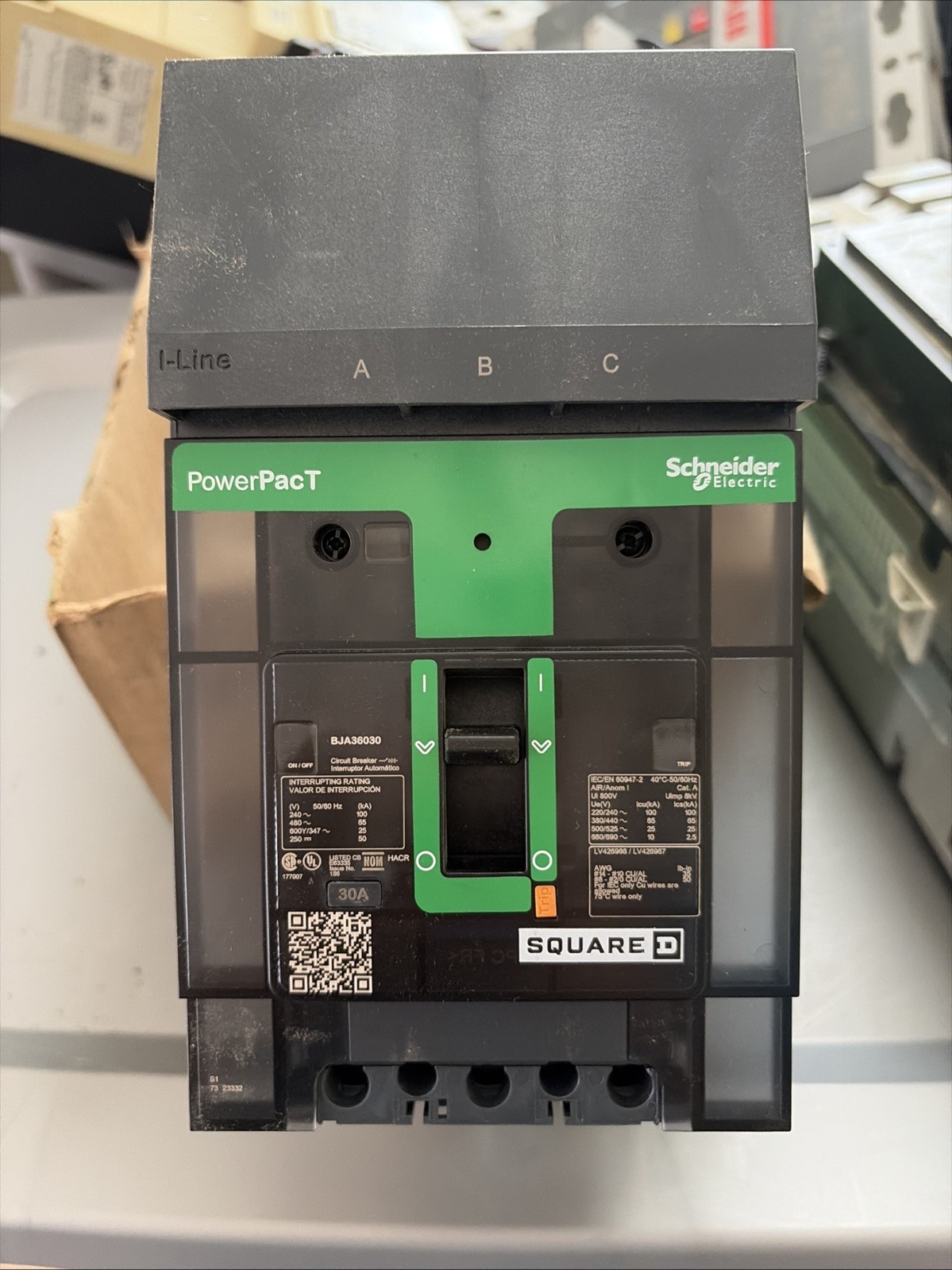 New Schneider Electric Square D BJA36030 30Amp 600 Vac 3 Pole Circuit Breaker