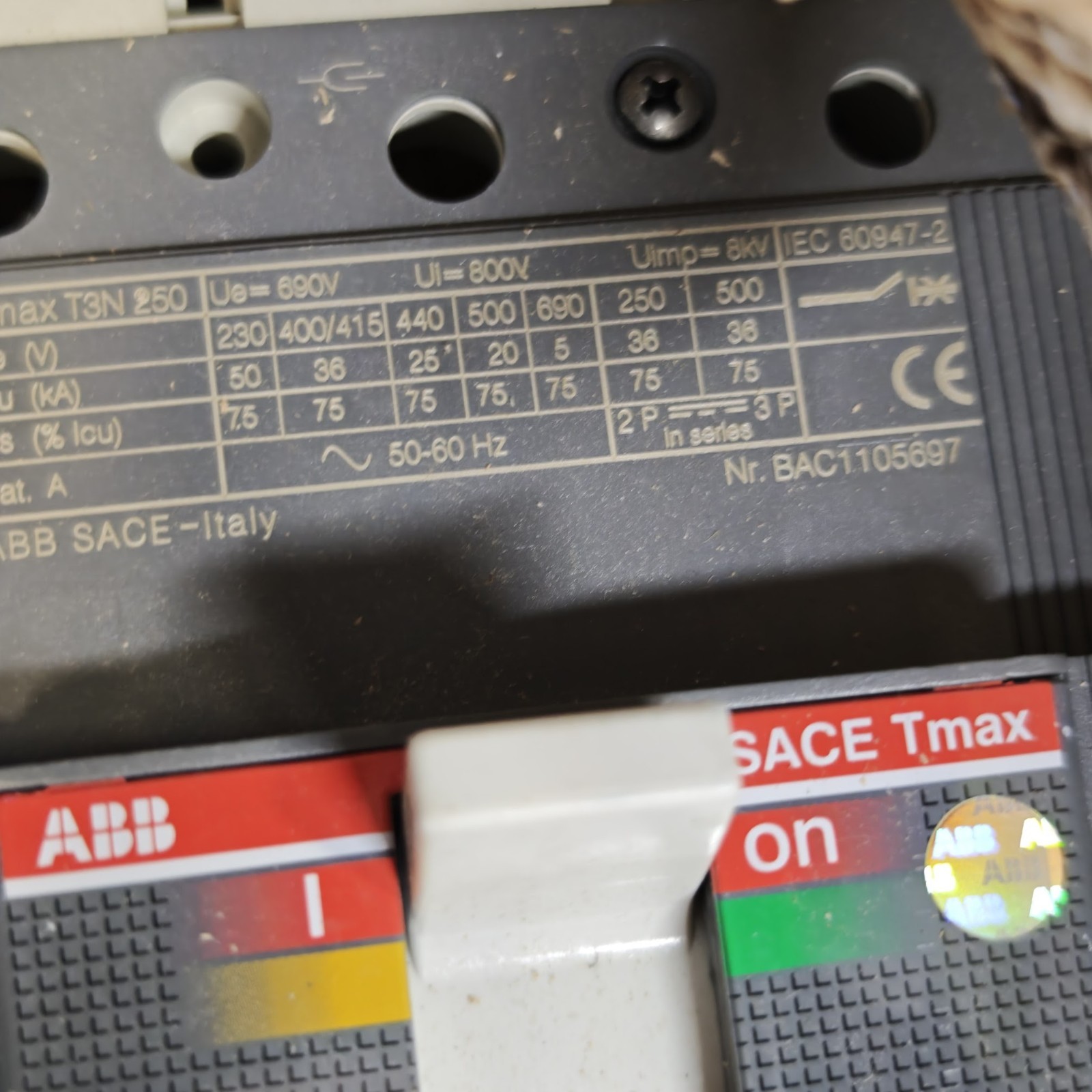 ABB TMAX T3N250 TMD250/2500 FF 3P 250A 1SDA051247R1 Circuit Breaker