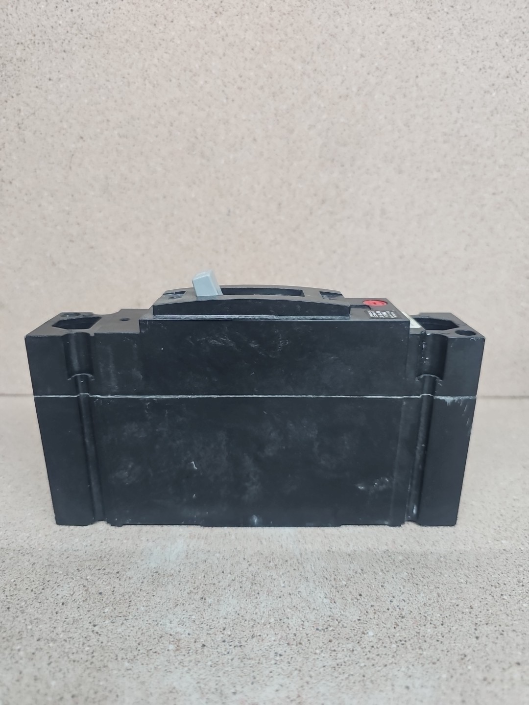 GE TED113020 Circuit Breaker, 20A, 1P, 277V