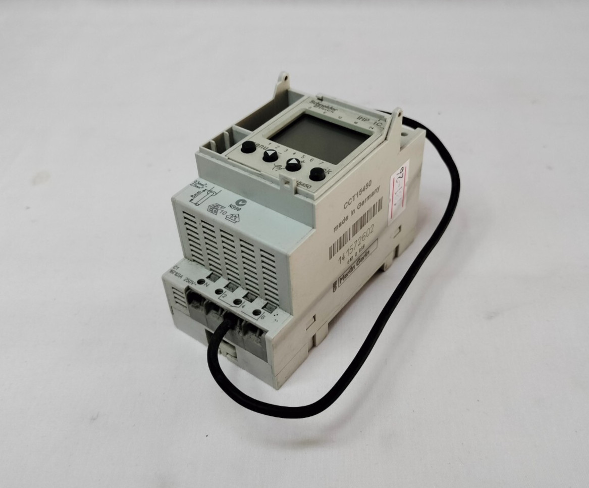 Schneider CCT15450 Merlin Gerin 14 157 2602 Circuit Breaker Made in Germany
