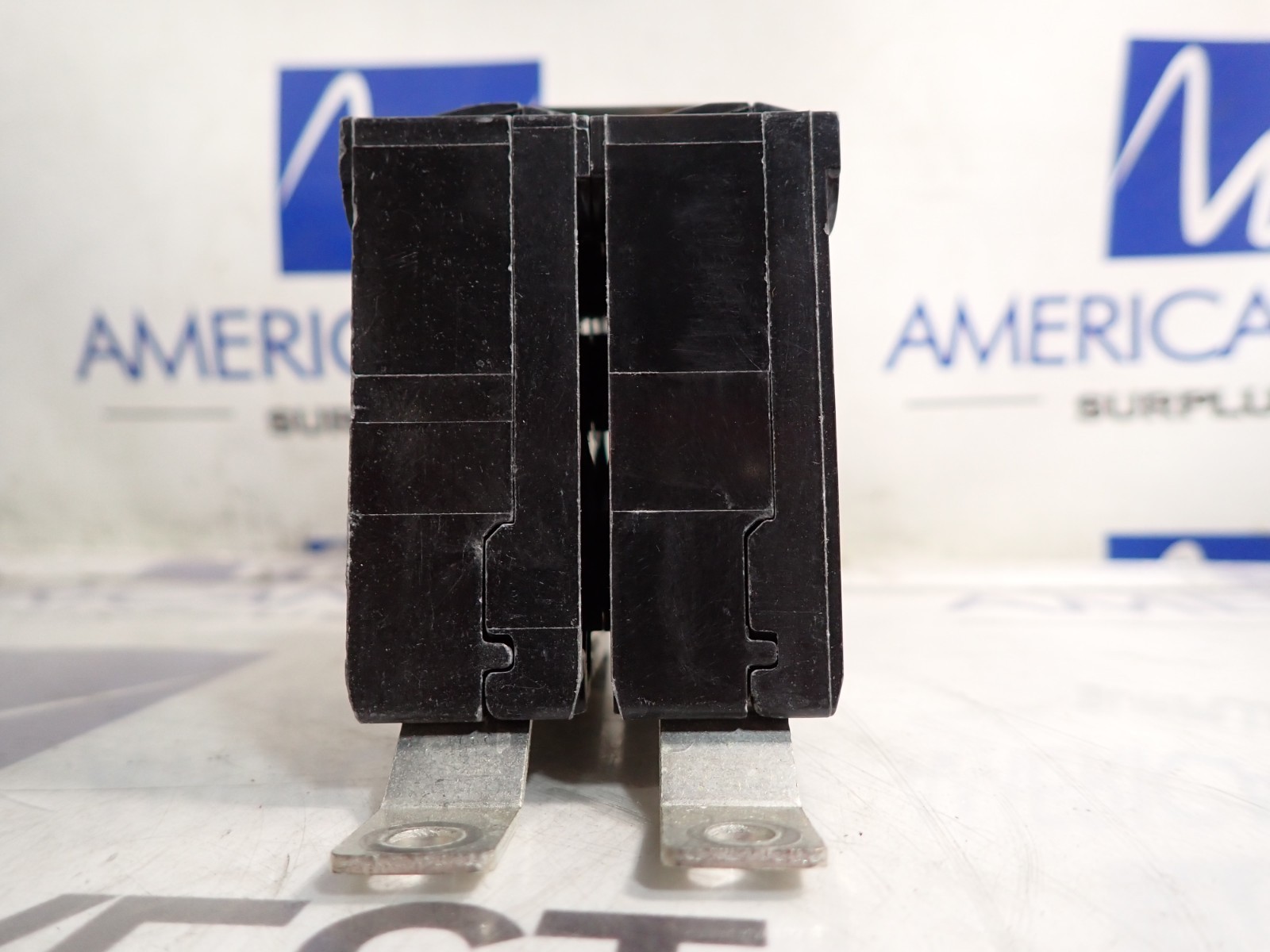 NEW Take Out Siemens B220H 2 Pole 20A 22kA 120/240V Bolt-On BLH Circuit Breaker