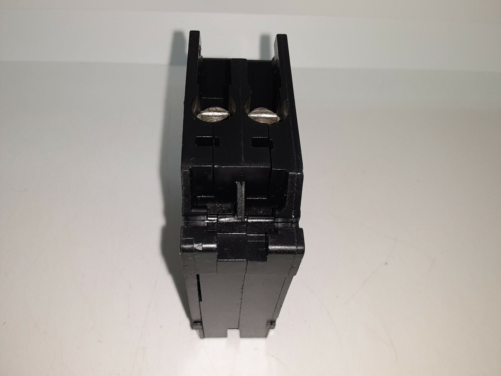 CHALLENGER A2020 20 amp 2 pole TANDEM TWIN Circuit Breaker 120/240 volt Type A