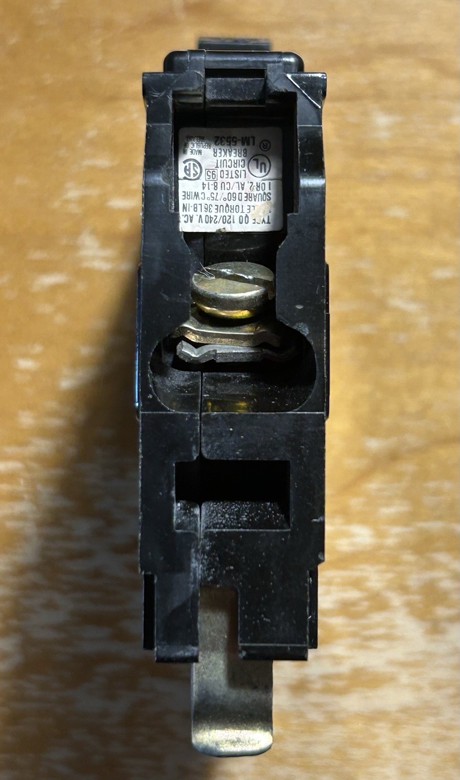 Square D QO115 Circuit Breaker Single-Pole 15A 120/240V Ships Today