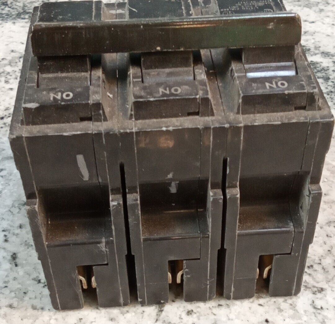 GENERAL ELECTRIC/BREAKER/ THQL32030/ 30A/ 3 P /THQL/ GROVE/USE(L170&C#18