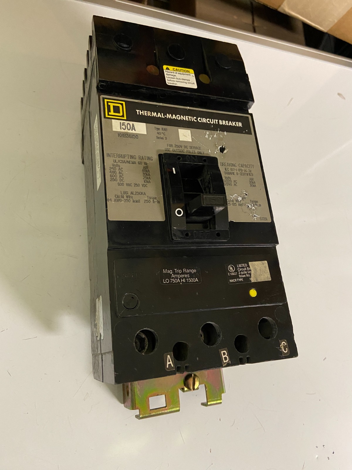 SQUARE D THERMAL-MAGNETIC BREAKER KHB36150 / KHB36150 NICE